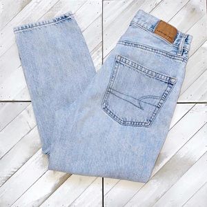 american eagle 90’s boyfriend jeans